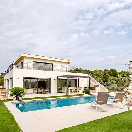 Sunset Villa